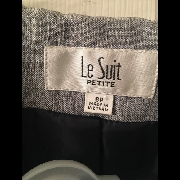 Le Suit 2 Pc Short Sleeve Jacket Skirt Suit Petite Gray Sz 8P #295 - Picture 2 of 6